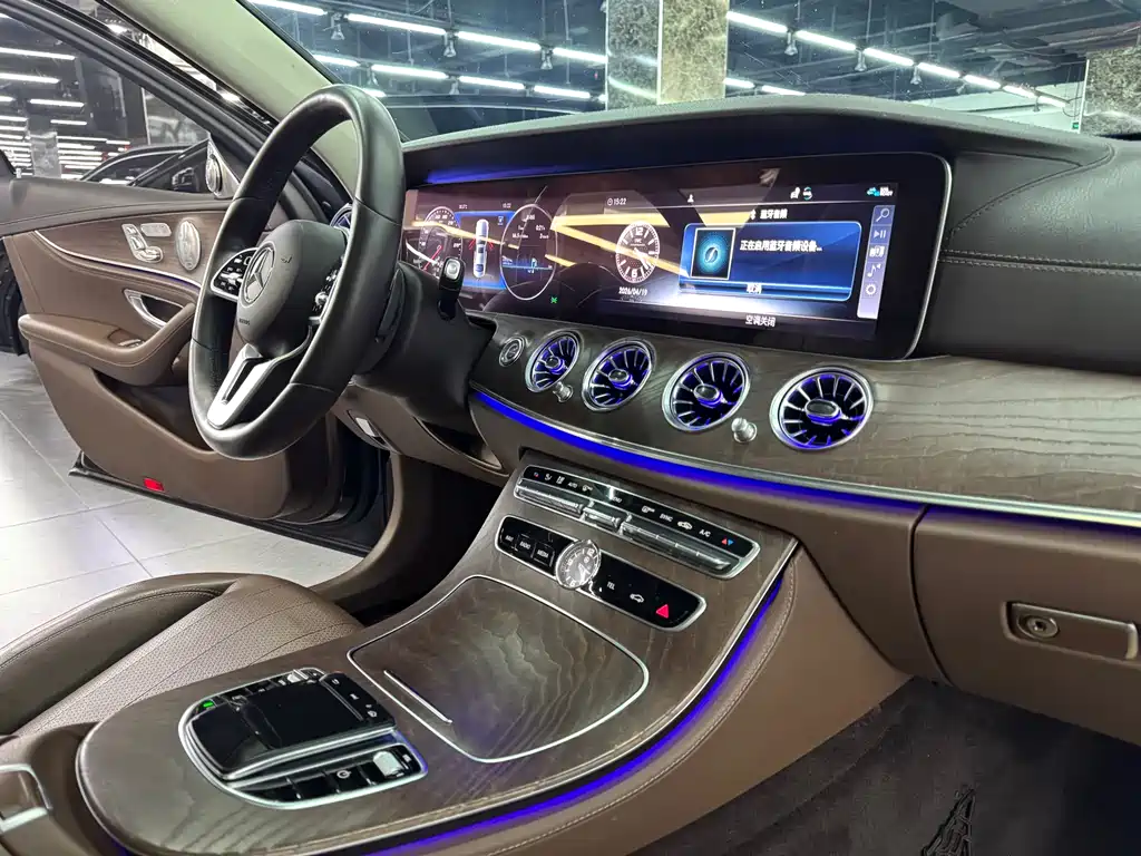 Mercedes-Benz E-Class E 2020 E 300 L Fashion