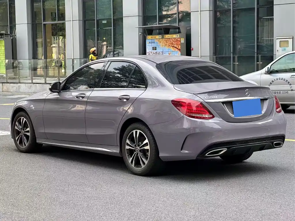 Mercedes-Benz C-Class — миниатюра 4