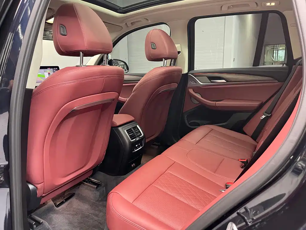 BMW X3 — миниатюра 24