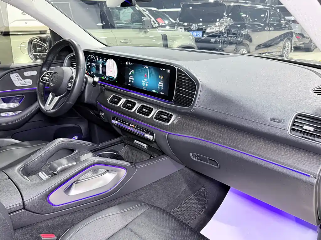 Mercedes-Benz GLE (Import) — миниатюра 14