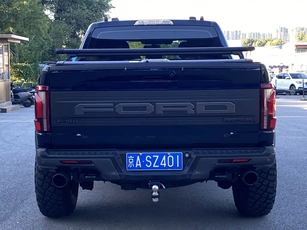 Ford F-150 Raptor — миниатюра 8