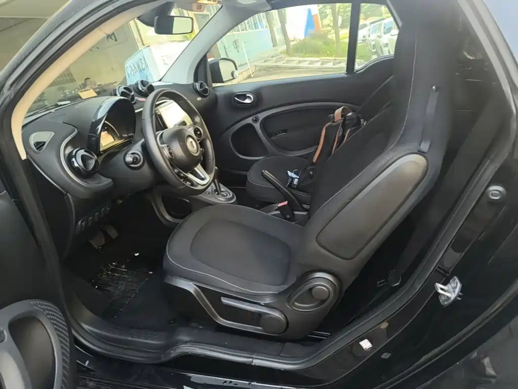 smart Smart Fortwo — миниатюра 15