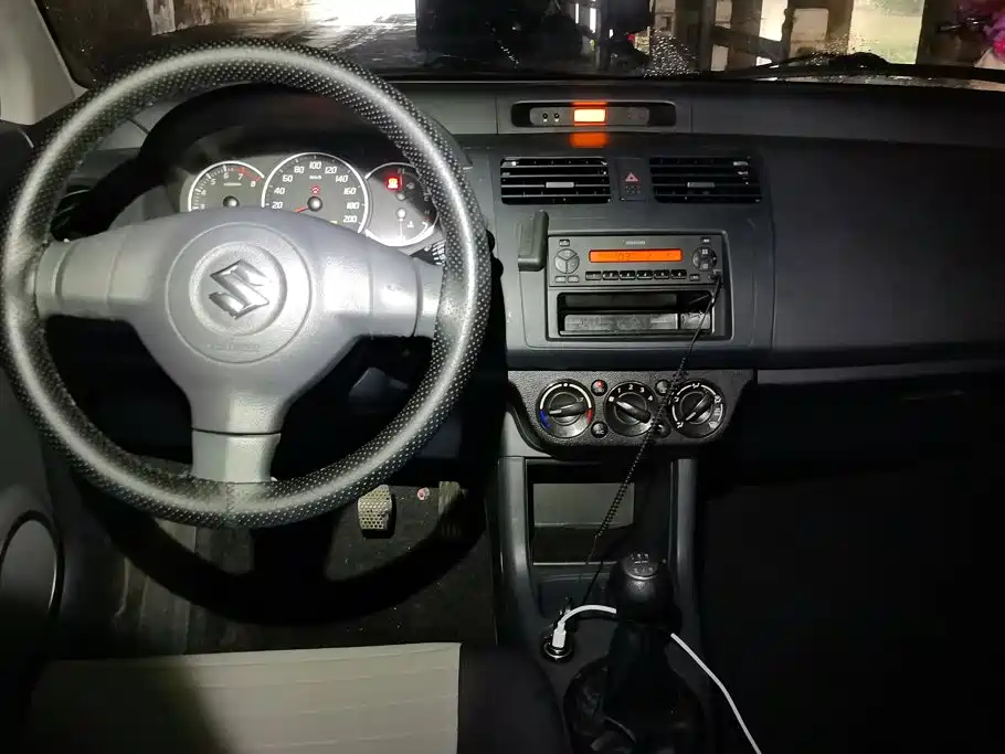 Suzuki Swift — миниатюра 12