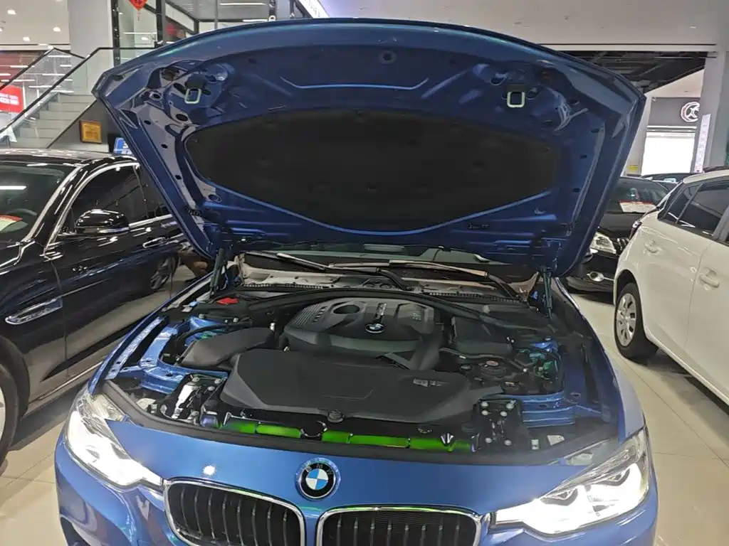 BMW 3 Series — миниатюра 20