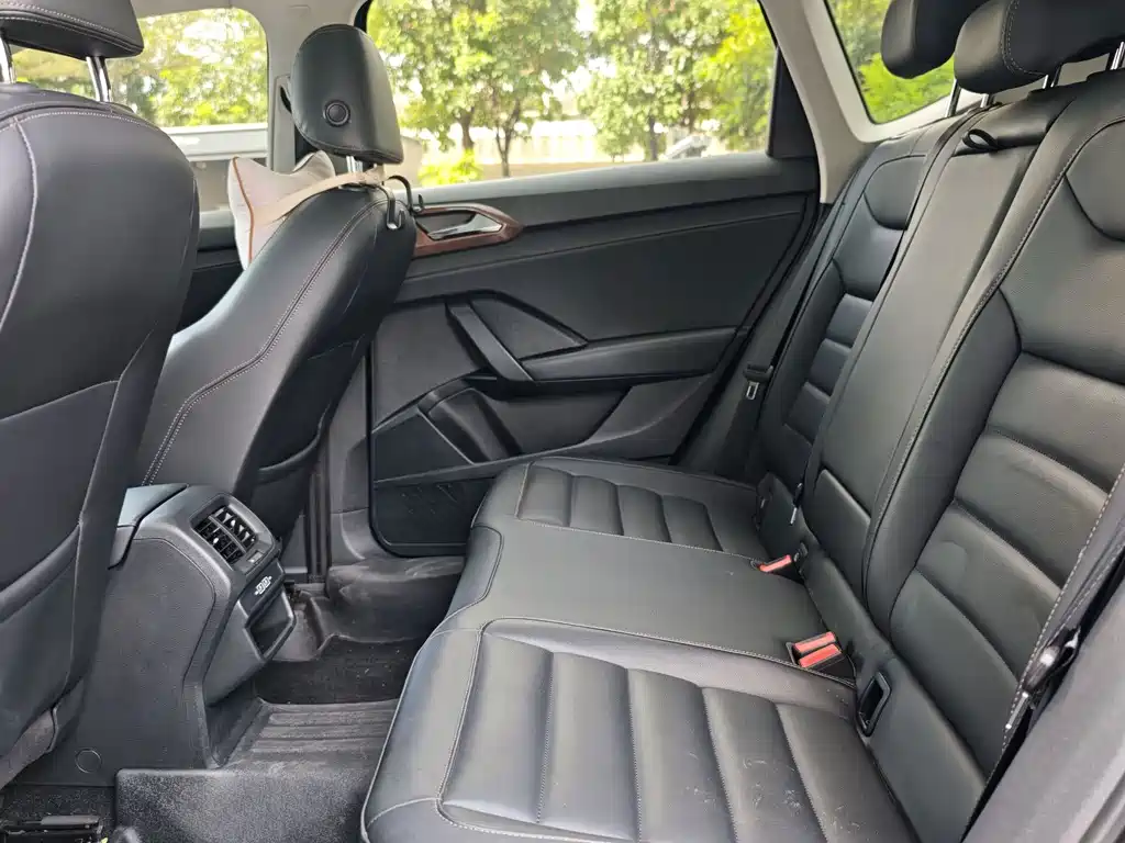 Volkswagen Tharu — миниатюра 6
