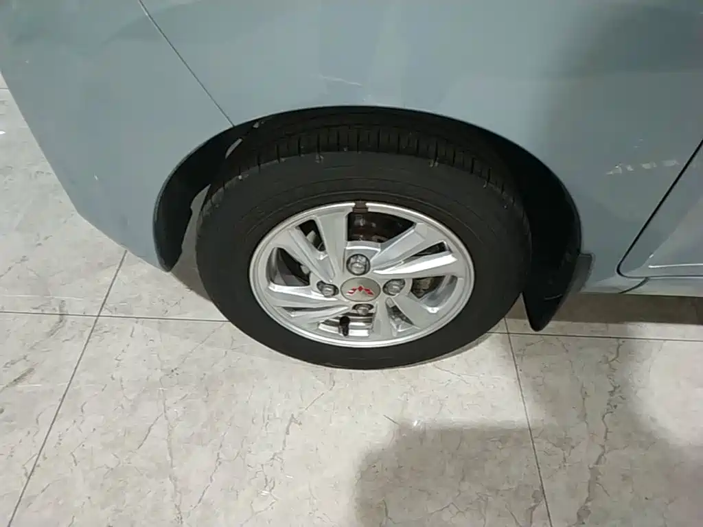 Wuling MINIEV — миниатюра 23