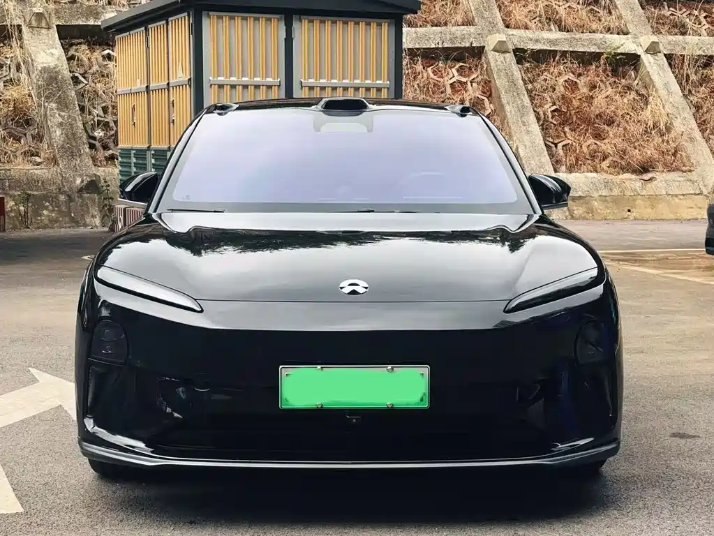 NIO ET5T — миниатюра 2