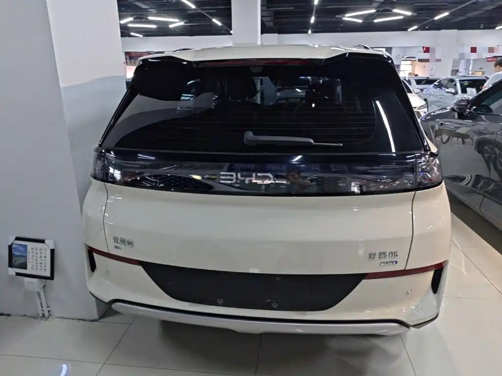 BYD Sealion 05 EV — миниатюра 6