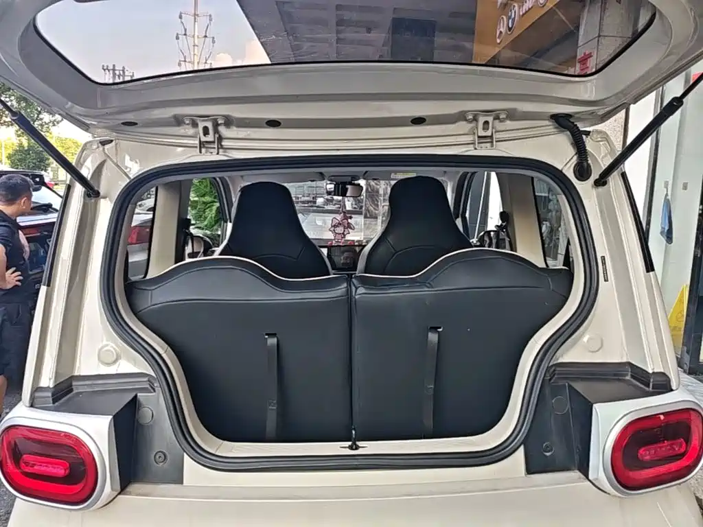 Wuling MINIEV — миниатюра 19