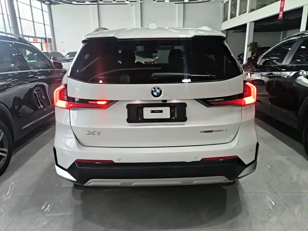 BMW X1 — миниатюра 6