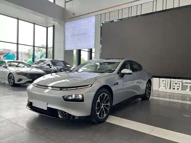 2022 Xpeng P7