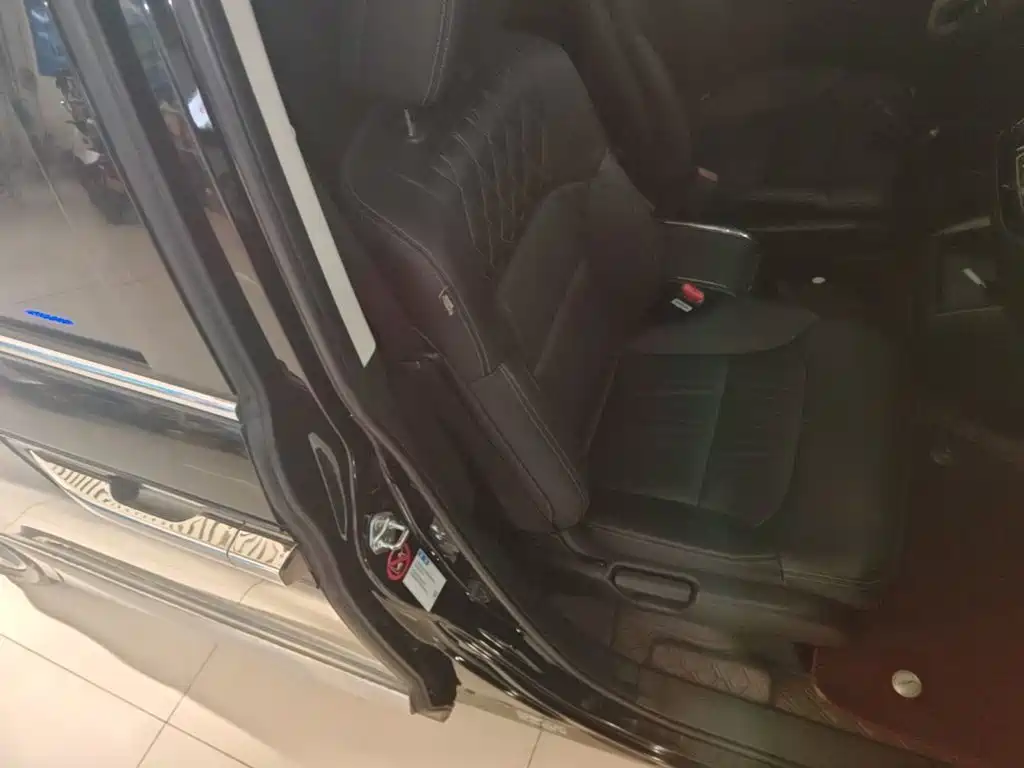 Honda Elysion — миниатюра 25