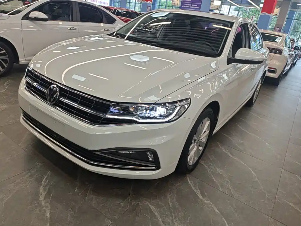Volkswagen Bora — миниатюра 2