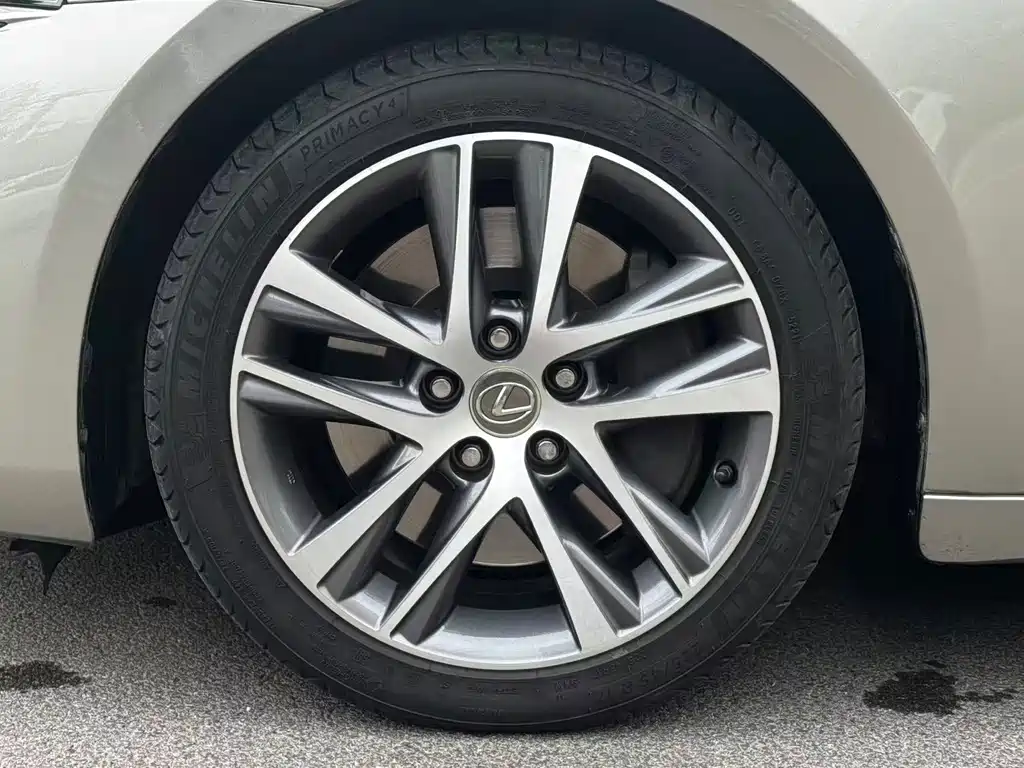 Lexus IS — миниатюра 20