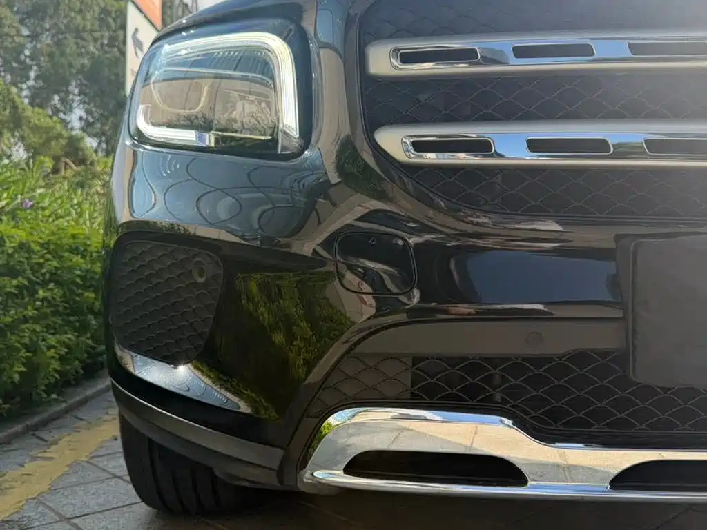 Mercedes-Benz GLB — миниатюра 7