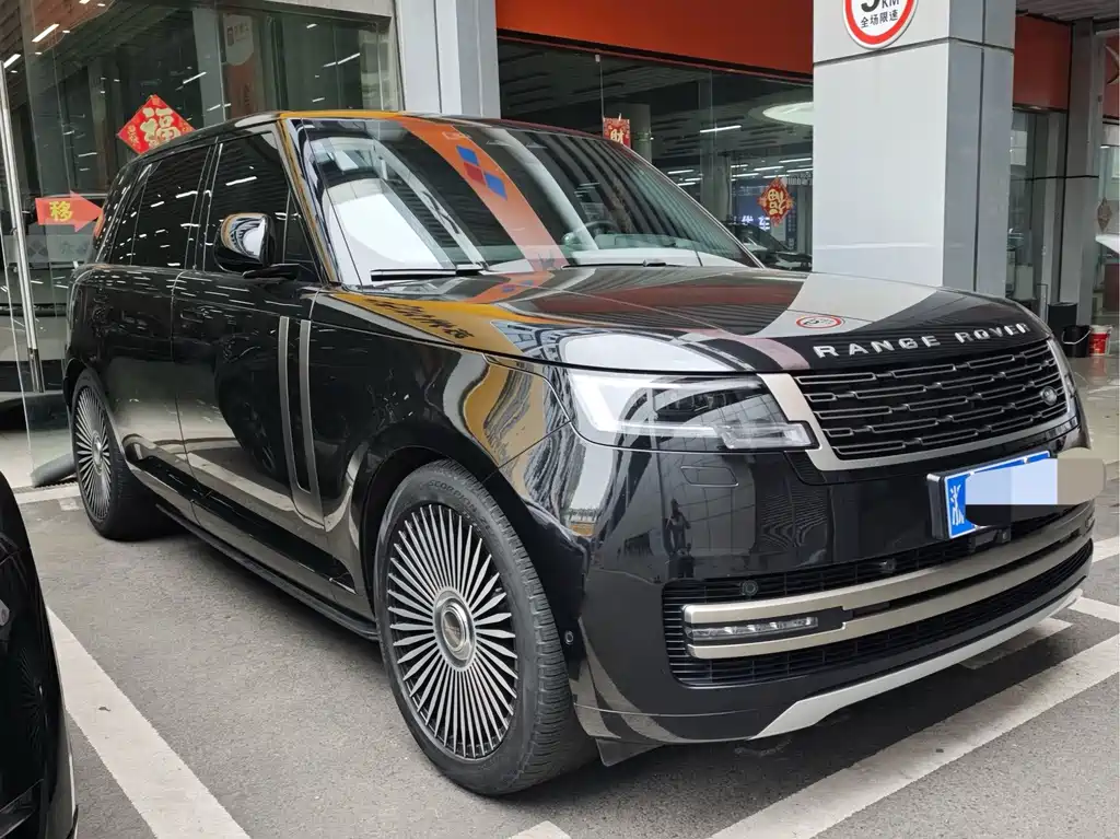 Land Rover Range Rover 2023 3.0 L6 400PS Long Wheelbase