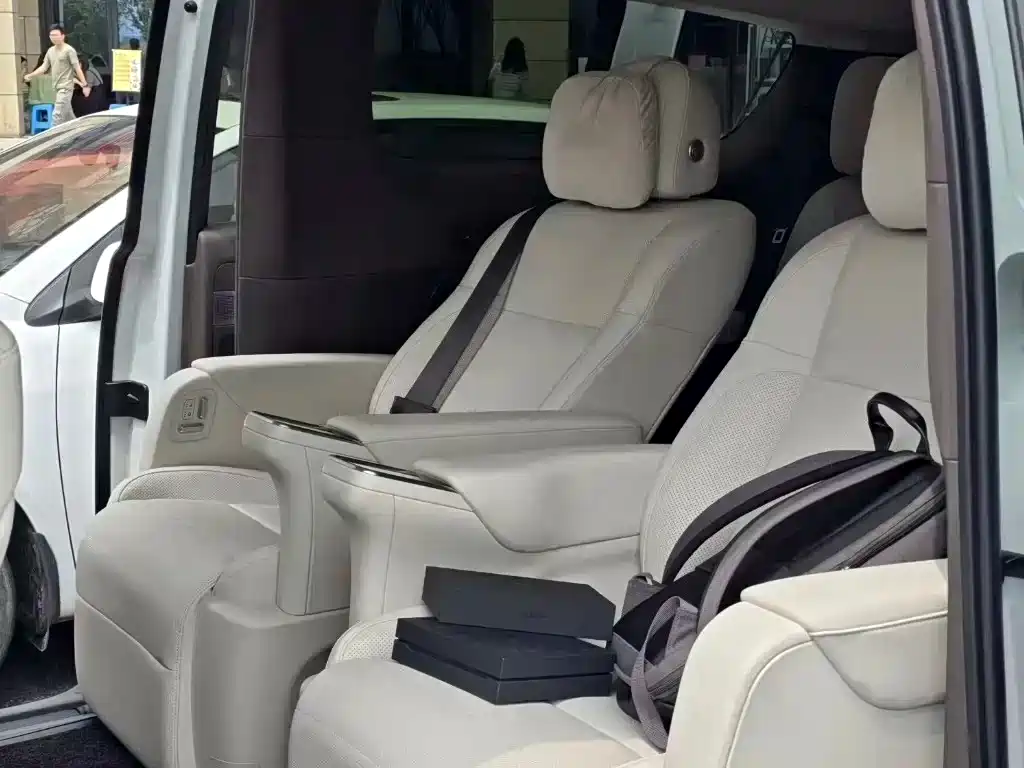 Li Auto Li MEGA — миниатюра 8