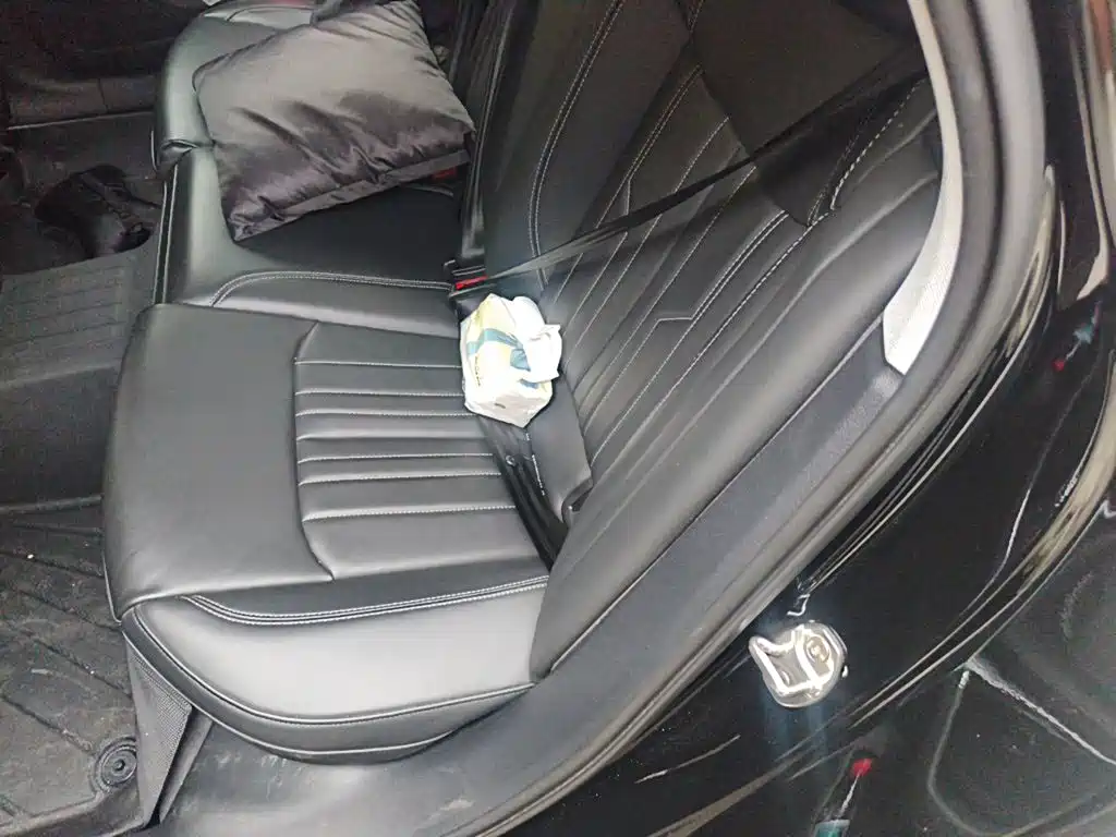 Audi A6L — миниатюра 18