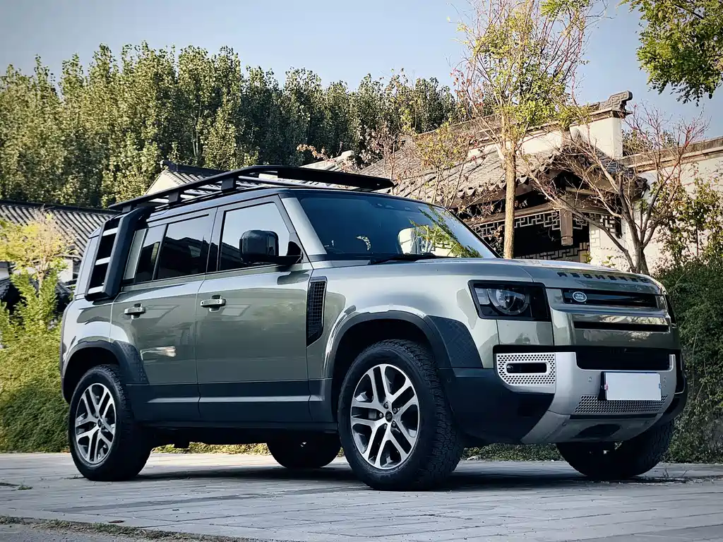 Land Rover Defender — миниатюра 3