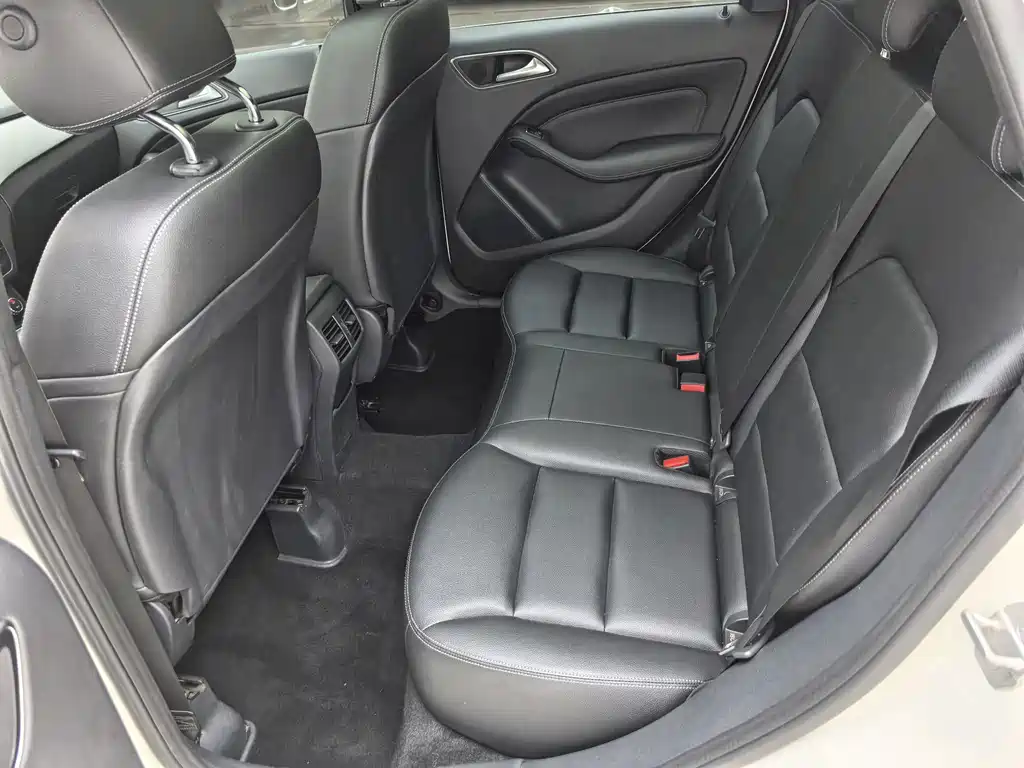 Mercedes-Benz B-Class — миниатюра 9