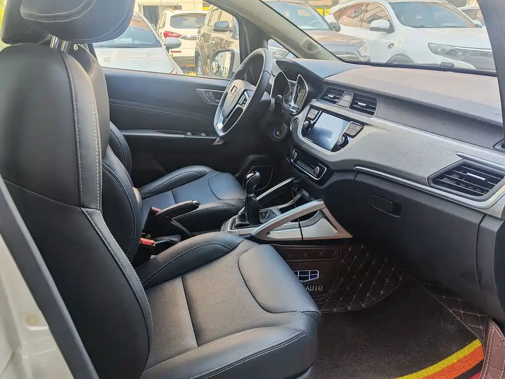 Geely Vision X3 — миниатюра 18