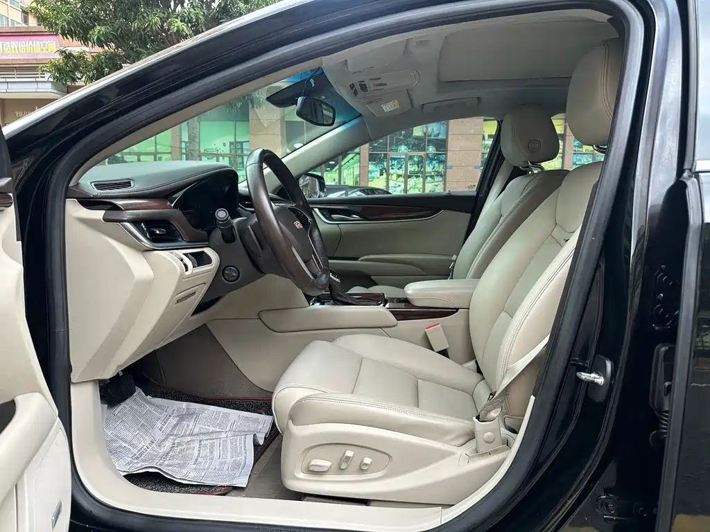 Cadillac XTS 2017 28T Elite