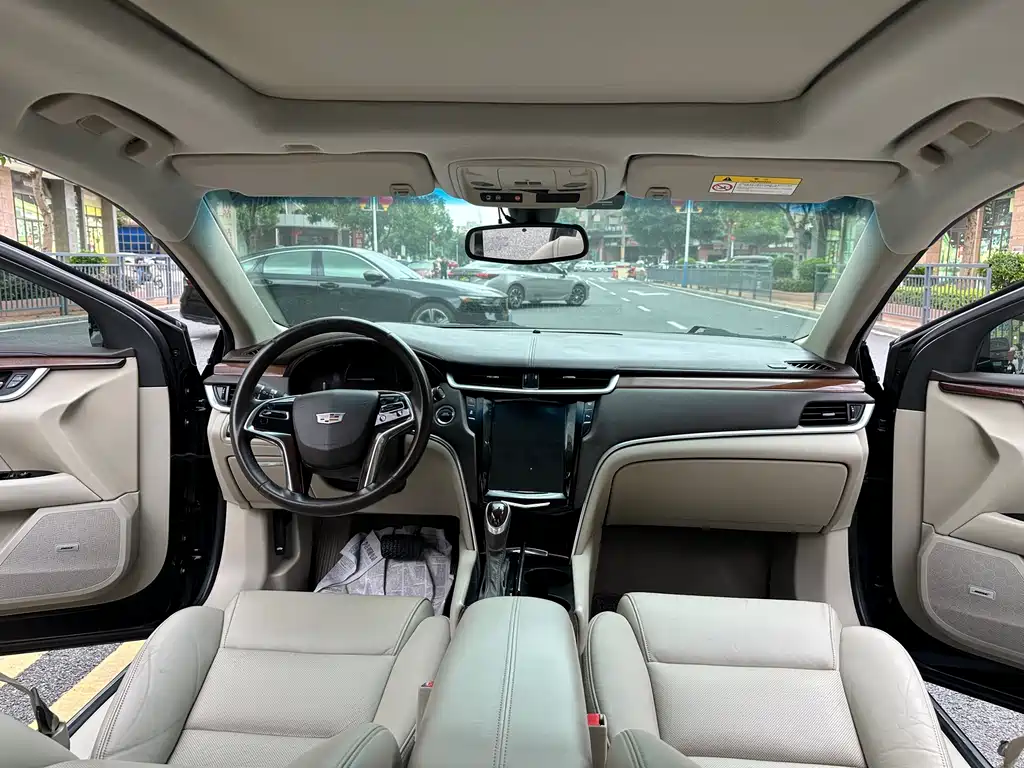 Cadillac XTS 2017 28T Elite