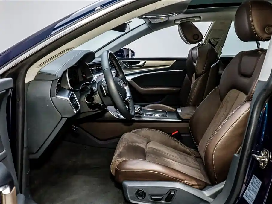 Audi A7L 2024 45TFSI S-line