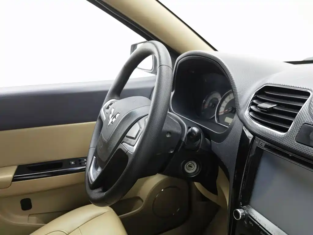 Wuling Hongguang — миниатюра 22