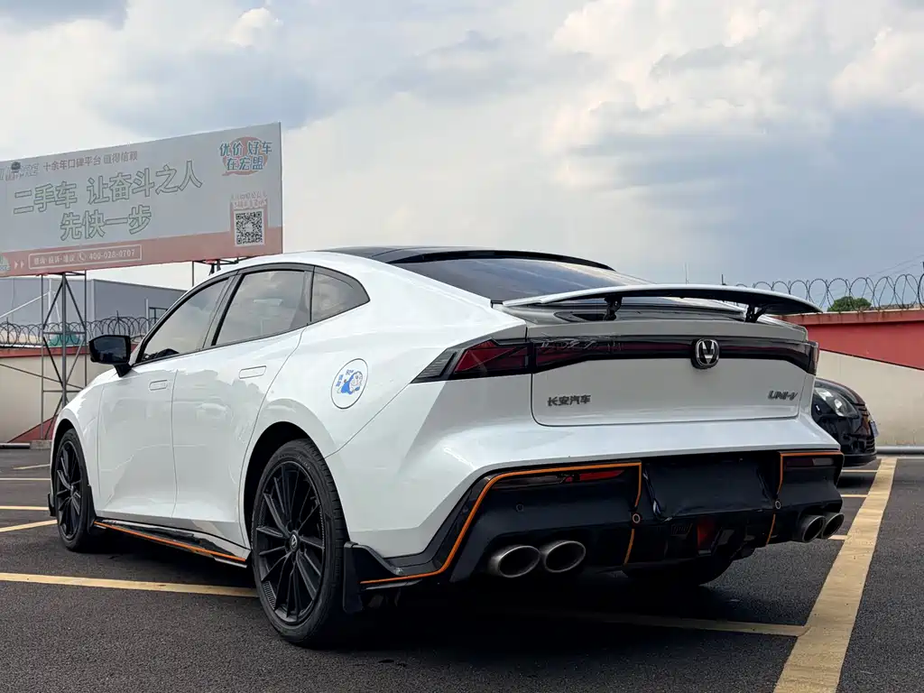 Changan UNI-V — миниатюра 6