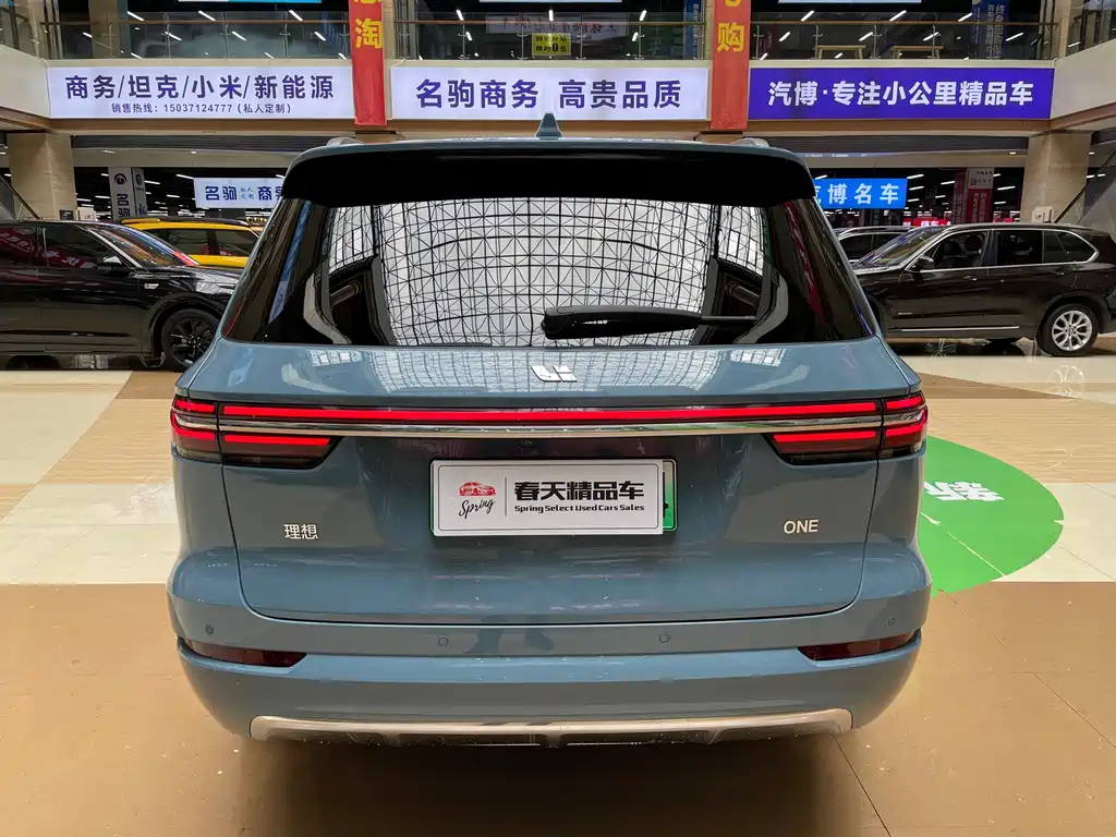 Li Auto ONE 2021 6 мест