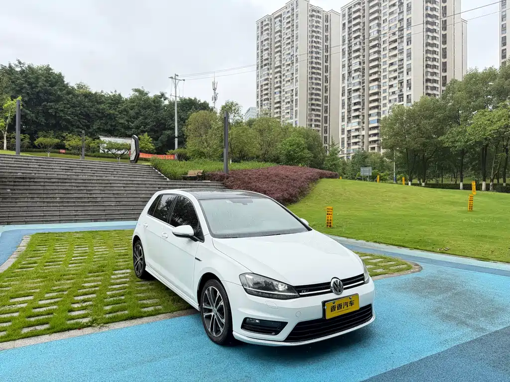 Volkswagen Golf 2016 1.4TSI AT R-Line