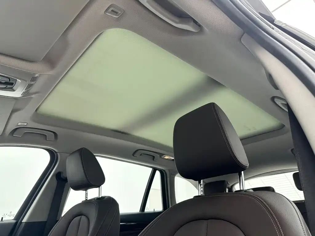 BMW X1 — миниатюра 15