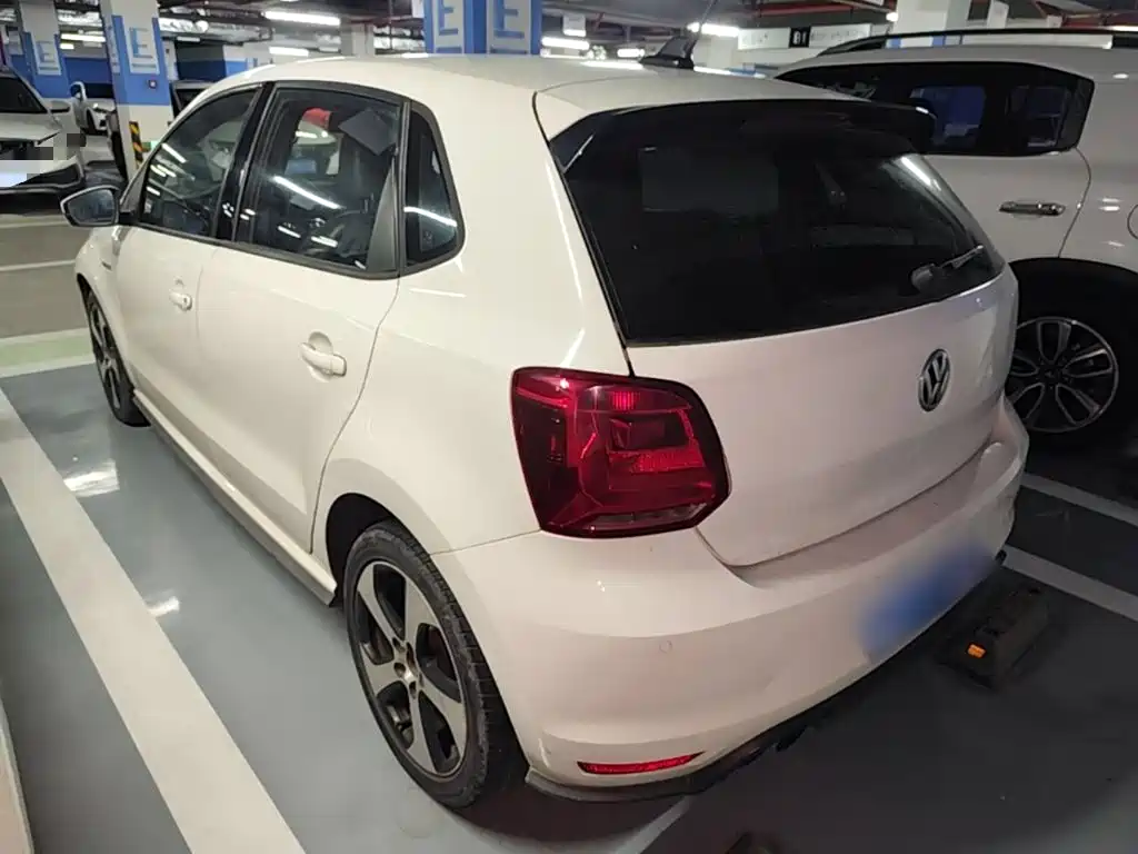 Volkswagen Polo — миниатюра 5