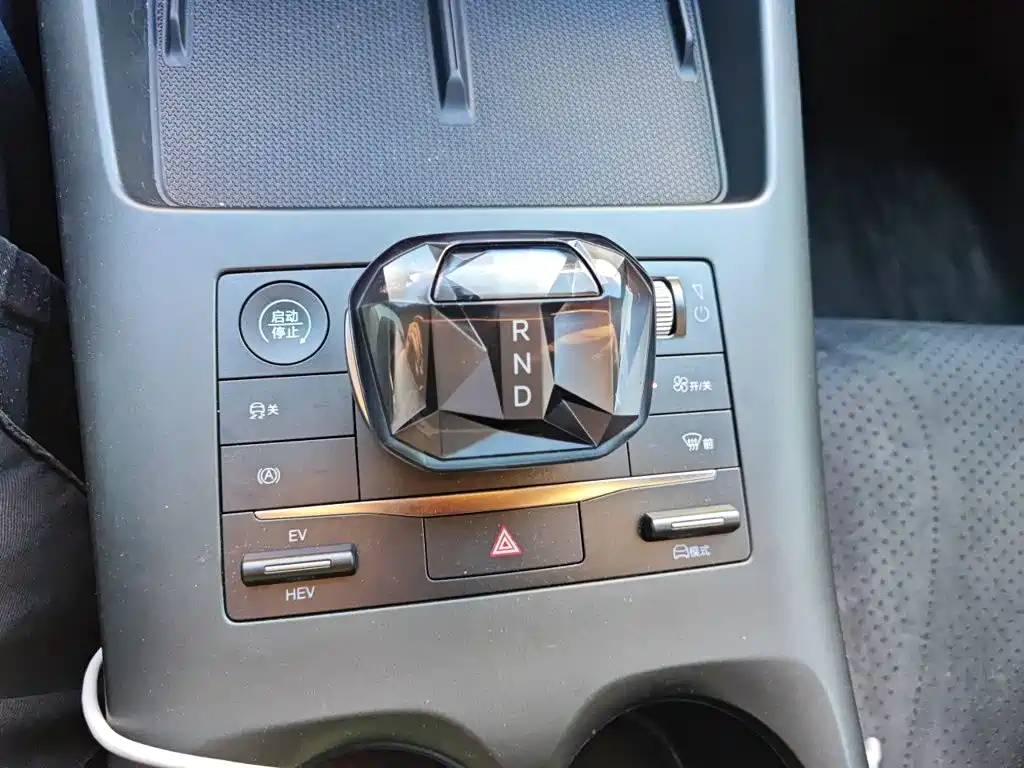 BYD Qin PLUS — миниатюра 10