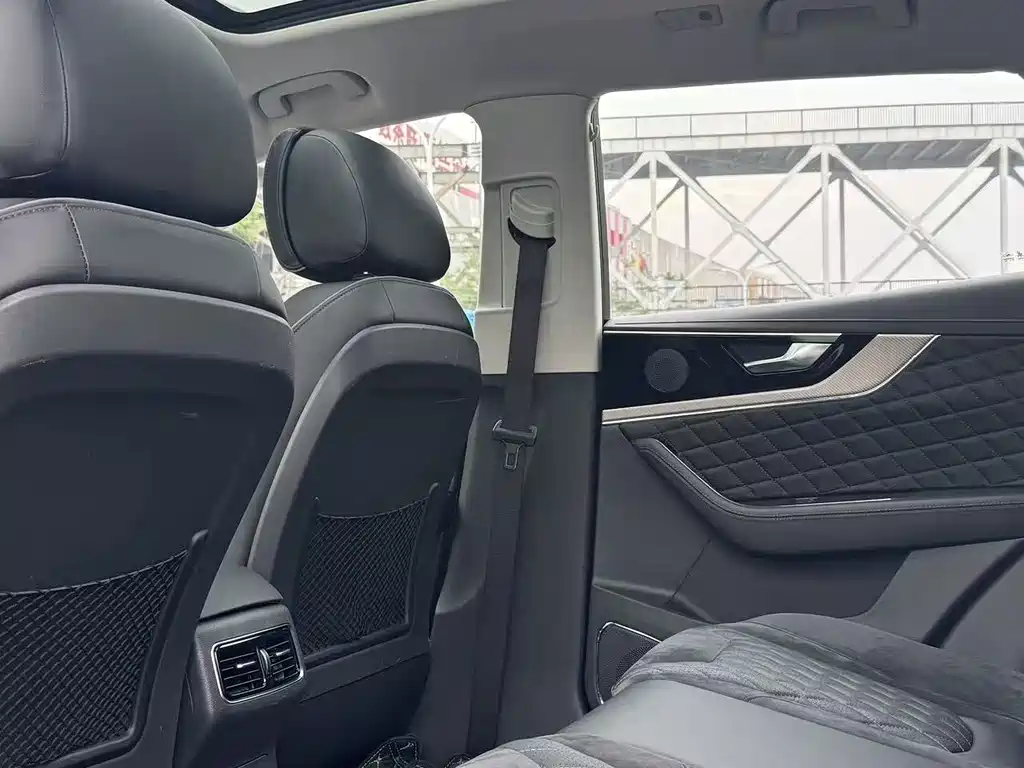 Hongqi Hongqi HS5 — миниатюра 7