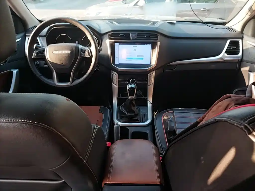 MAXUS T70 — миниатюра 10