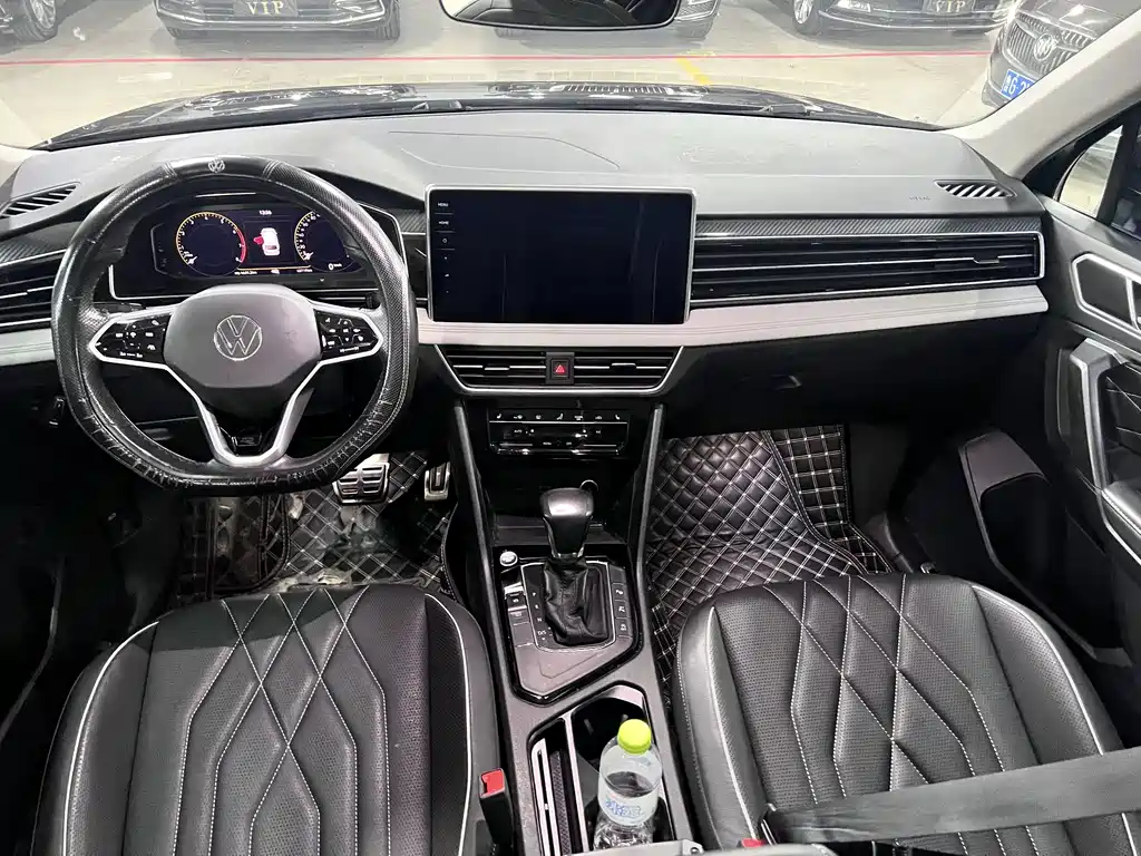 Volkswagen Tiguan L — миниатюра 4
