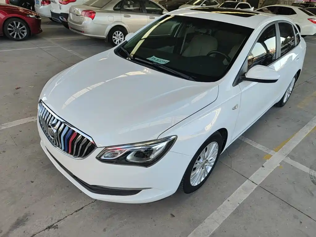 Buick Excelle — миниатюра 2