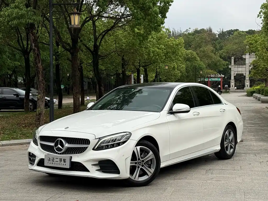 Mercedes-Benz C-Class 2019