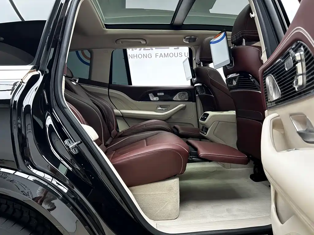 Mercedes-Benz GLS — миниатюра 28