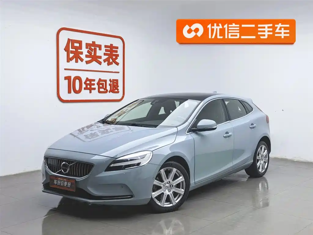Volvo V40 2018