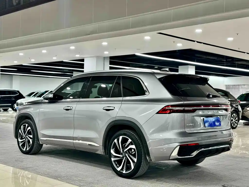 Geely Xingyue L — миниатюра 11