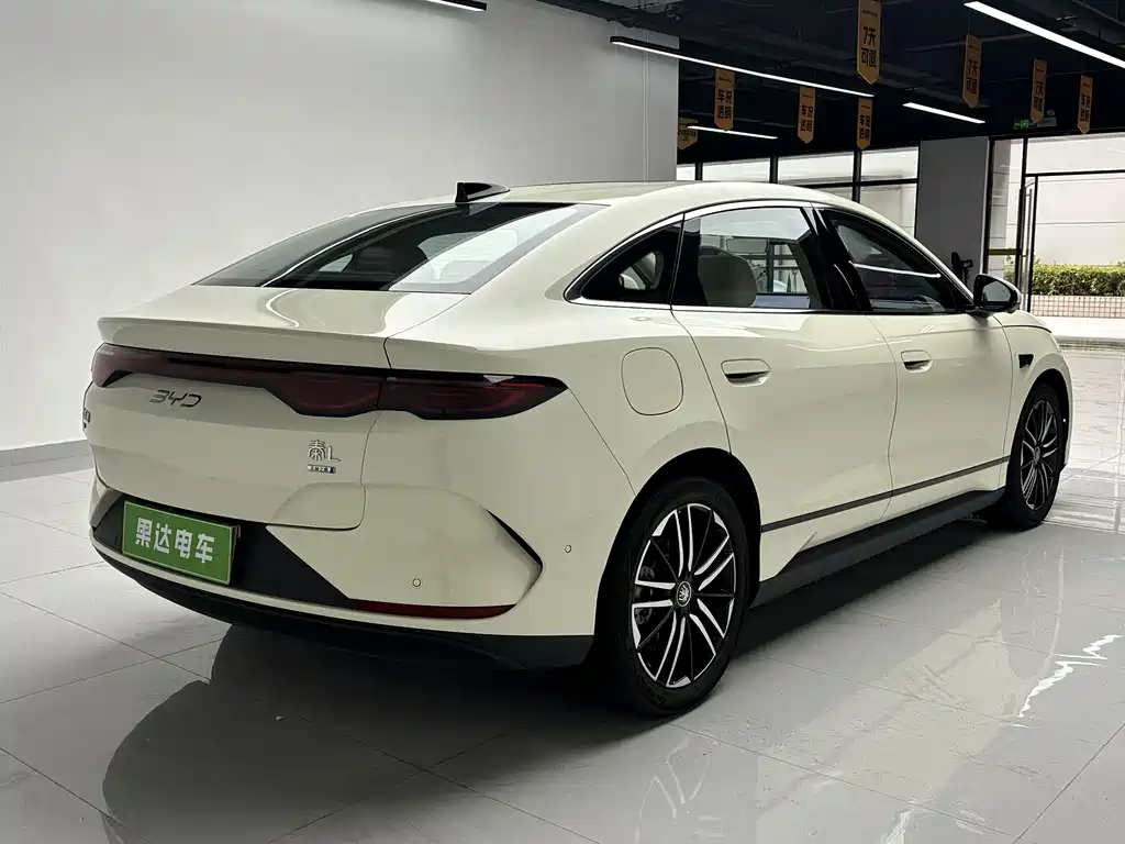 BYD Qin L — миниатюра 6