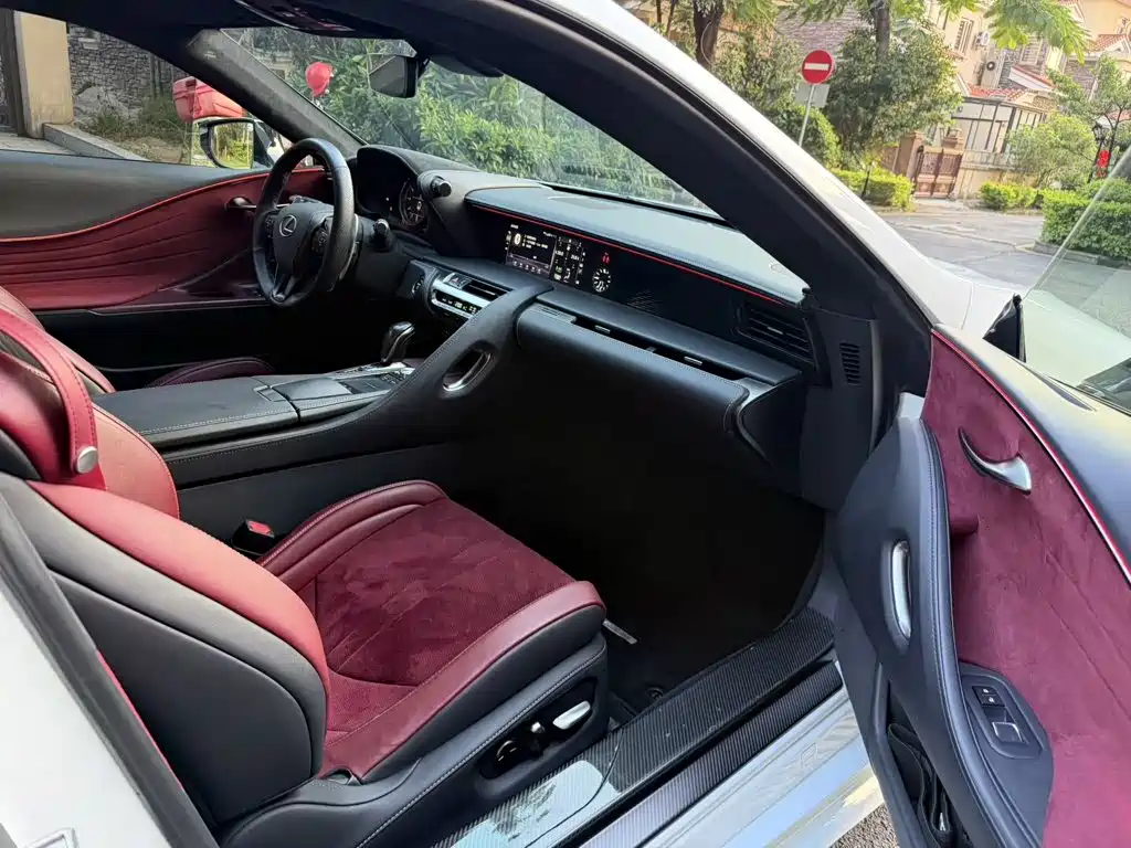 Lexus LC — миниатюра 8