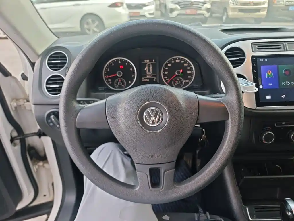 Volkswagen Tiguan — миниатюра 11