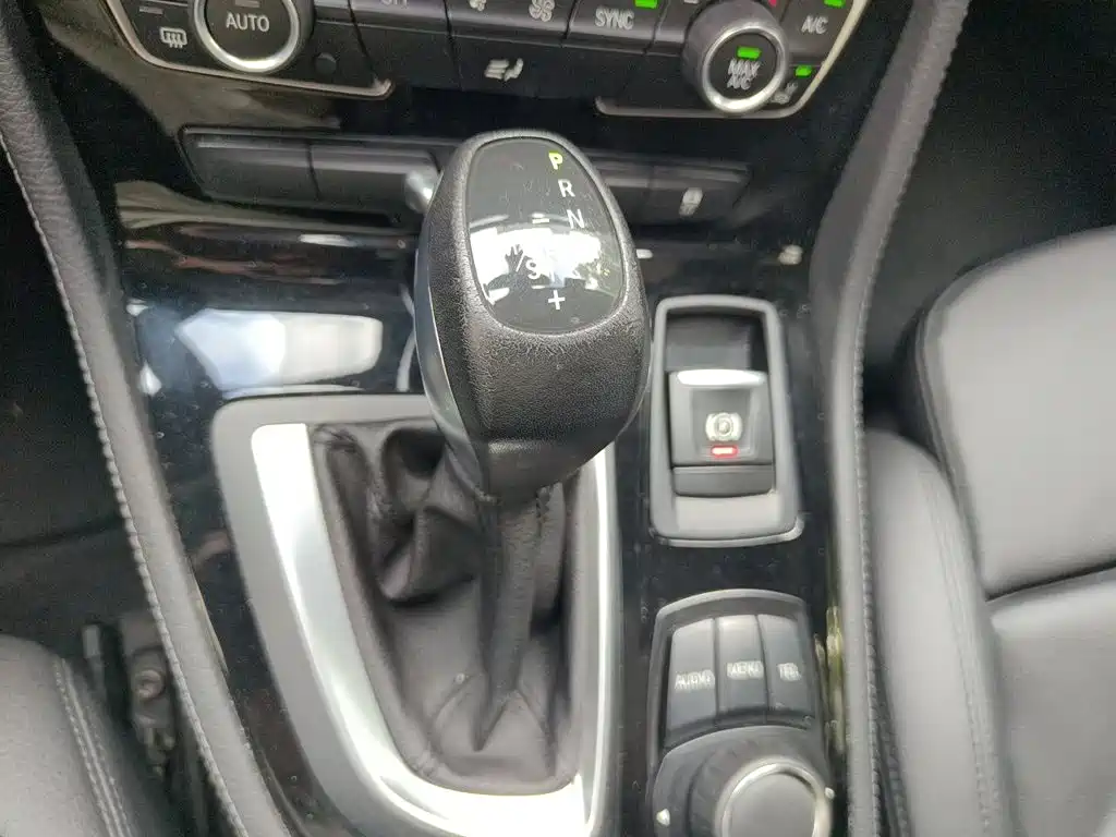 BMW 2 Series Active Tourer (Import) — миниатюра 7