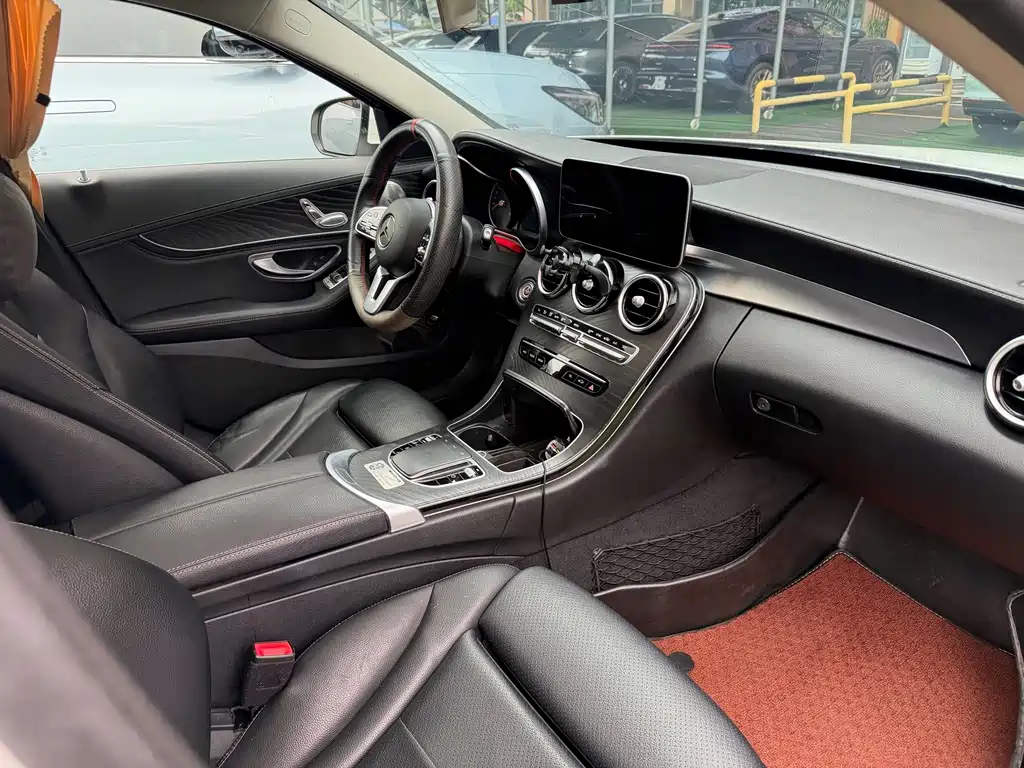 Mercedes-Benz C-Class — миниатюра 4