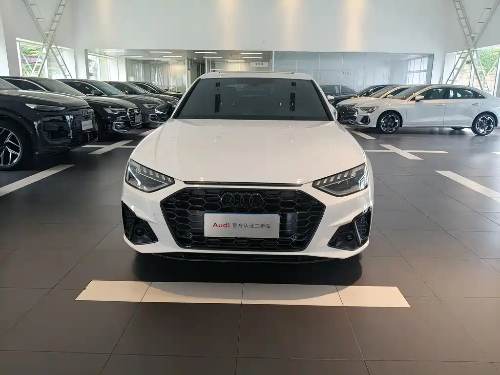 Audi A4L 2025 200 Enjoy 40 TFSI Luxury