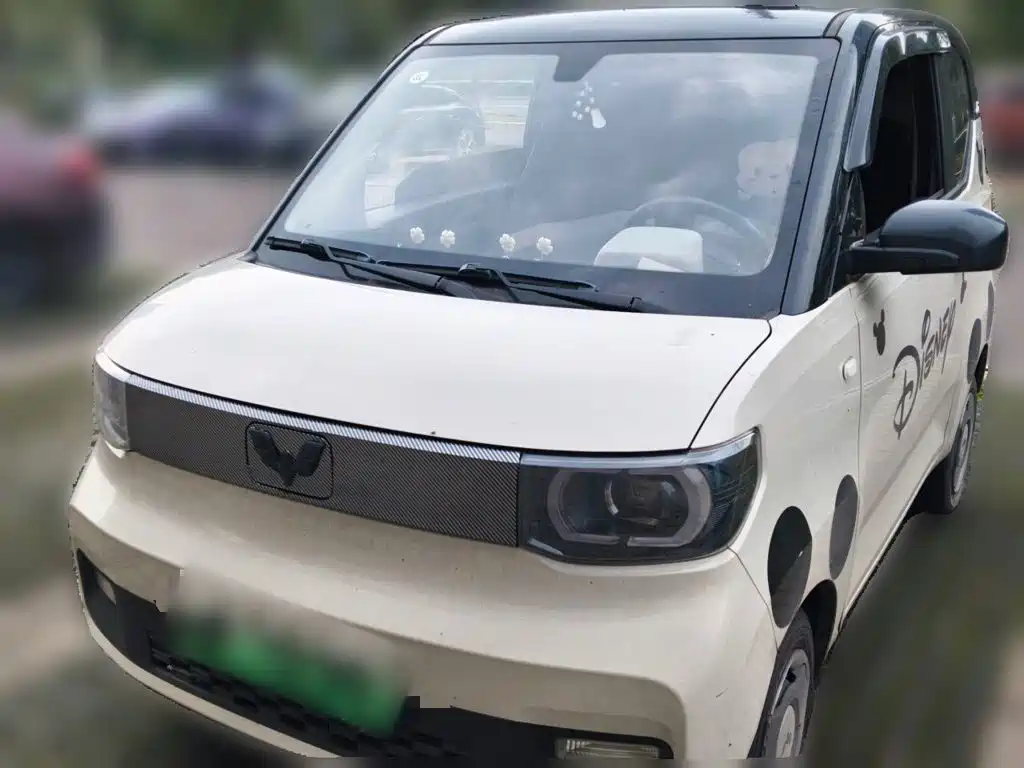 Wuling MINIEV